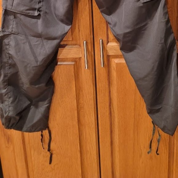 Cargo Jogger Pants - Picture 3 of 3